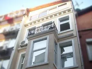 ***  Pembe Cati Apart otel İstanbul Türkiye